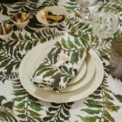 Fern Table Cloth -Penguin Random House Sales Store 2019 May Thyme3104
