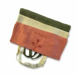 Front Page -Penguin Random House Sales Store 3 bags 081019 v1