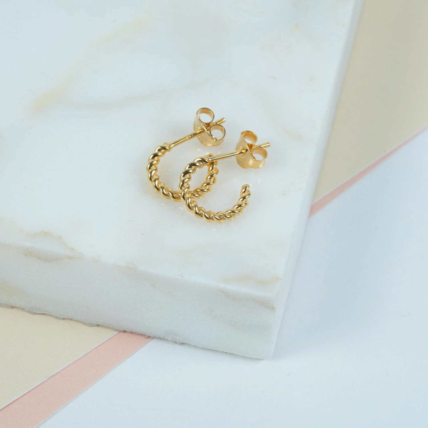 Alhambra Micro Twisted Gold Vermeil Hoop Earrings 4 Alhambra Micro Twisted Gold Vermeil Hoop Earrings - Image 2