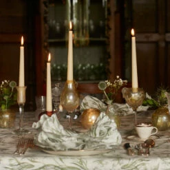 Apple Bud Vase - Gold -Penguin Random House Sales Store Bertioli 0043 low ed21577f 5af6 4669 86ab f7904778035e