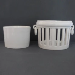 Empire Ceramic Planter With Insert -Penguin Random House Sales Store ScreenShot2021 12 29at13.00.44