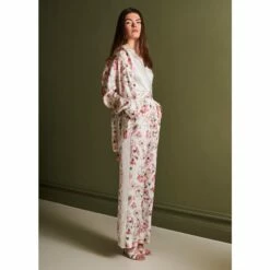 Silk Camisole Top In Plain White -Penguin Random House Sales Store Silkslookbooksquare21